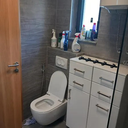 Hills Apartament *